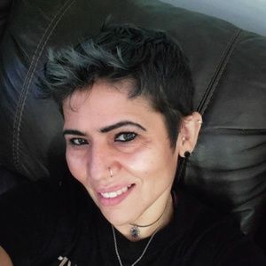 Meet your Posher, Aida